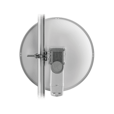 Suscriptor PMP 450 en 5 GHz con antena integrada de 25 dBi, 40 Mbps, C054045H013 (Requiere POE30, CABEPMP)